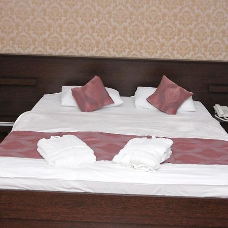 Xudaferin Hotel Baku Luaran gambar