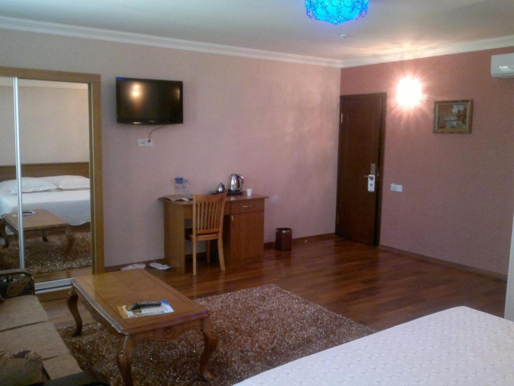 Xudaferin Hotel Baku Bilik gambar