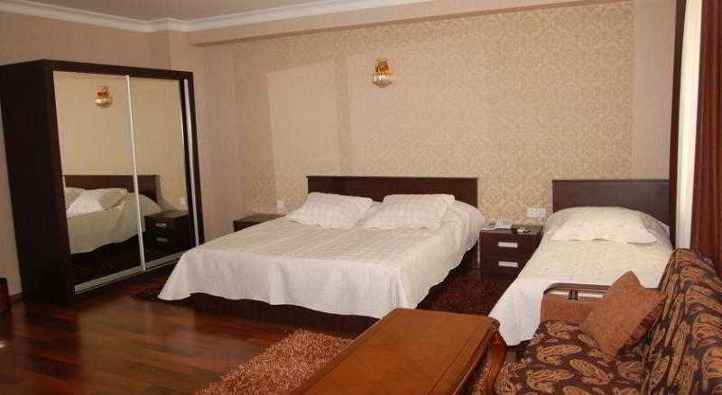 Xudaferin Hotel Baku Luaran gambar